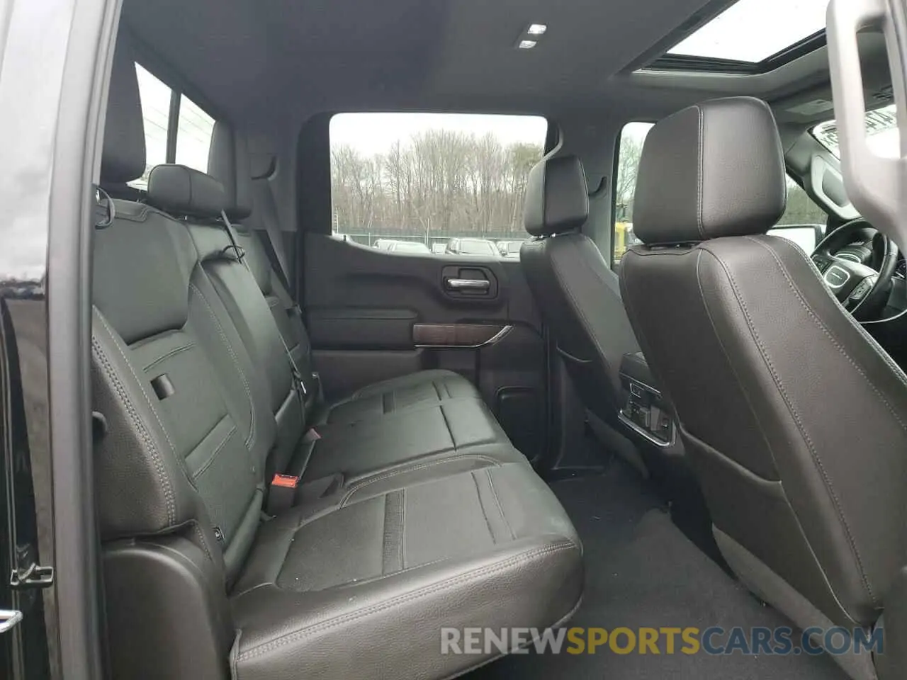 10 Photograph of a damaged car 1GTU9FEL7KZ305961 GMC SIERRA 2019
