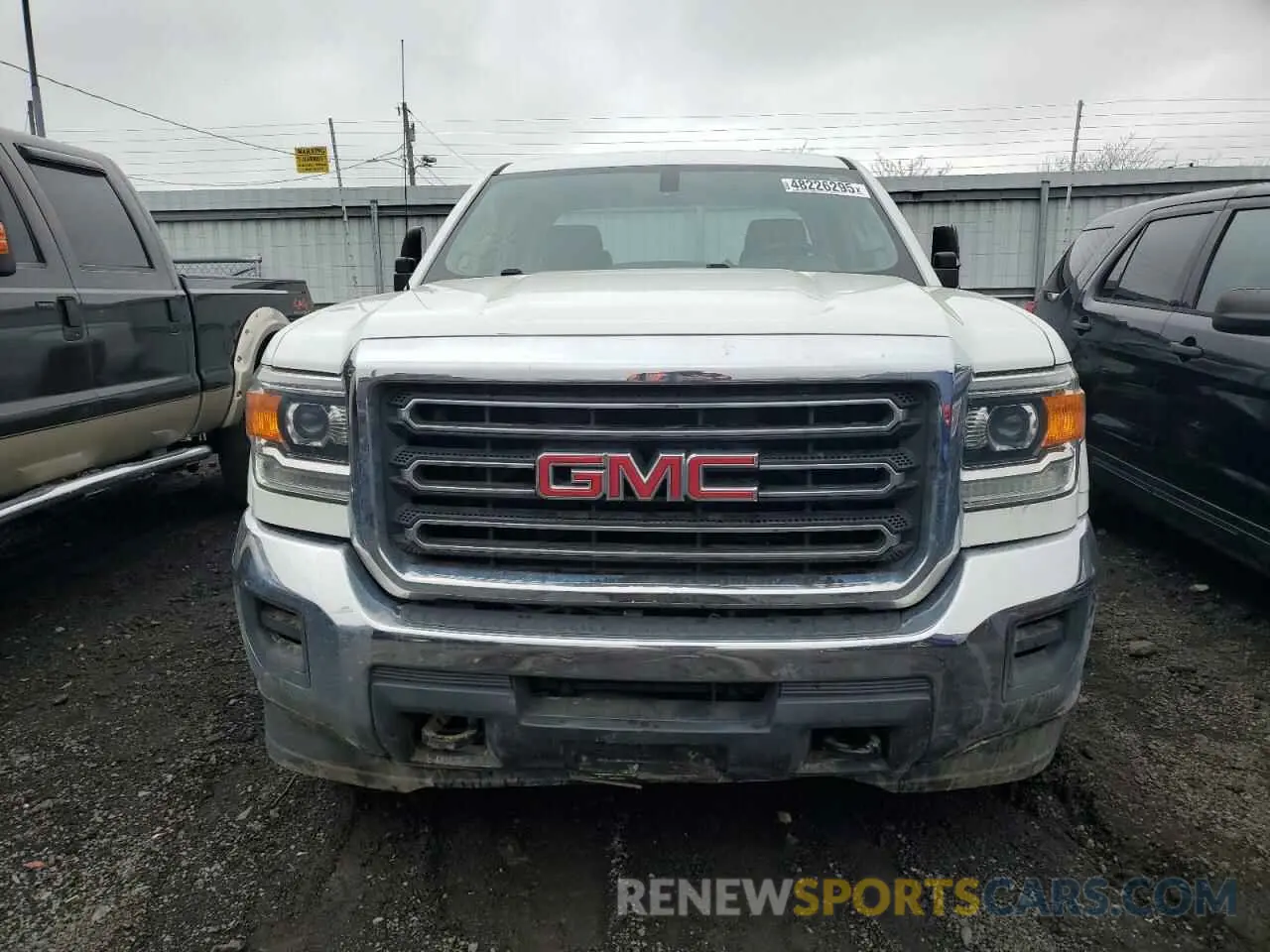 5 Photograph of a damaged car 2GT21NEG1K1162316 GMC SIERRA 2019
