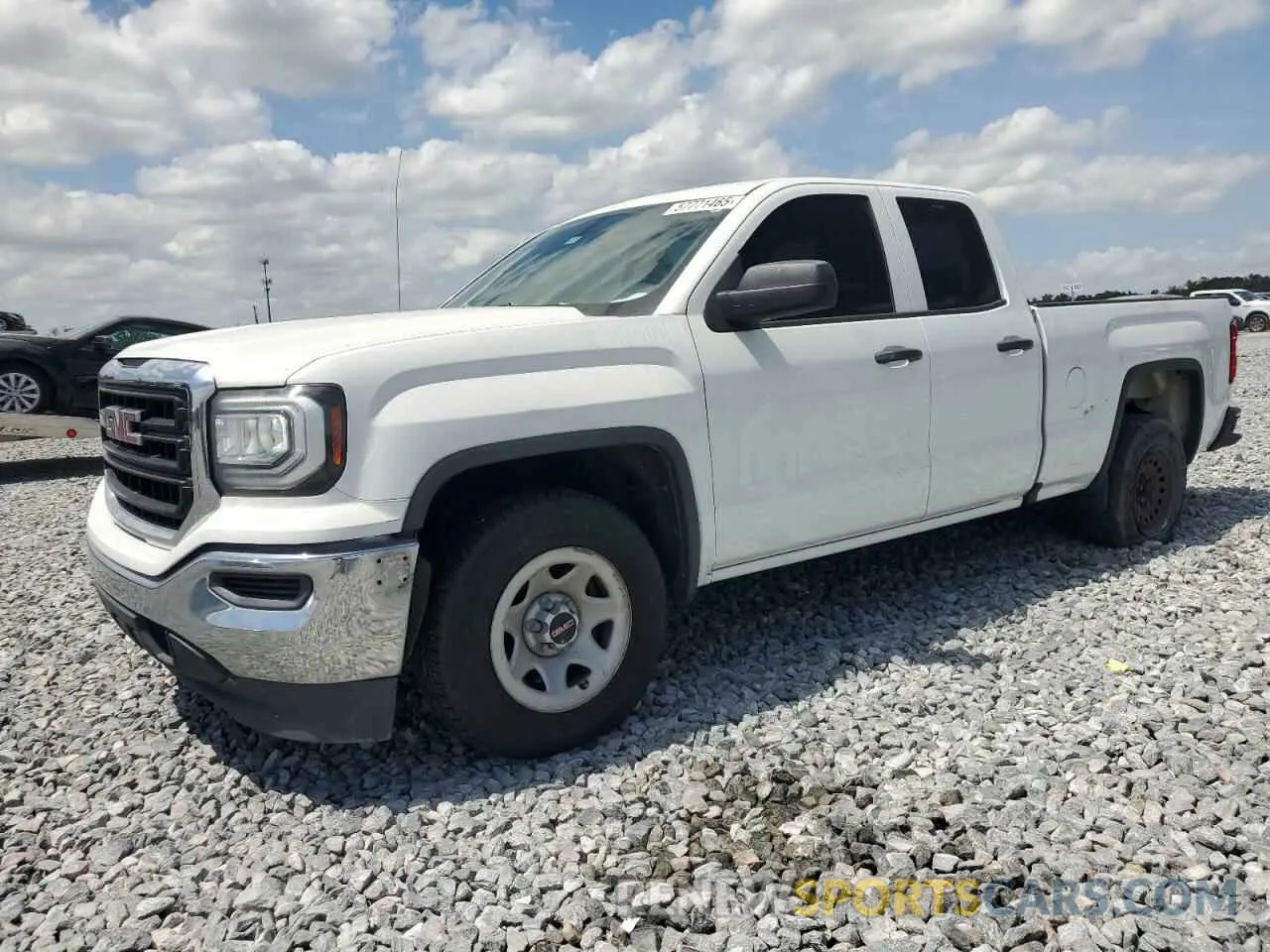 1 Photograph of a damaged car 2GTR1LECXK1139391 GMC SIERRA 2019