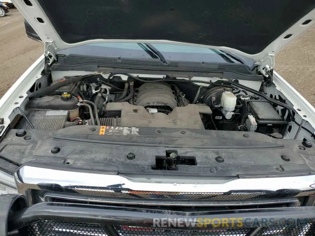 11 Photograph of a damaged car 2GTV2MEC0K1170652 GMC SIERRA 2019