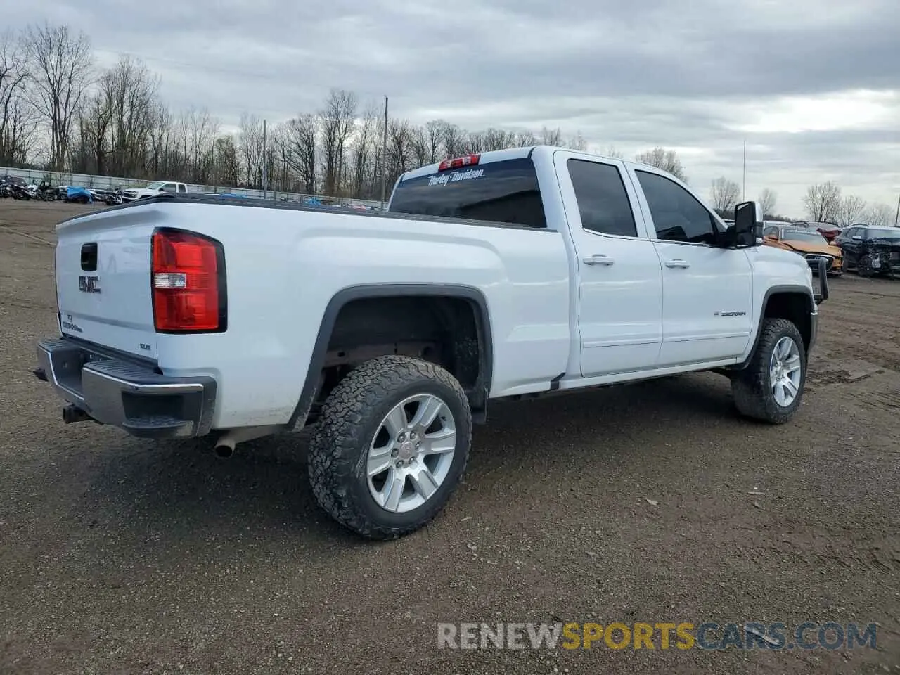 3 Photograph of a damaged car 2GTV2MEC0K1170652 GMC SIERRA 2019