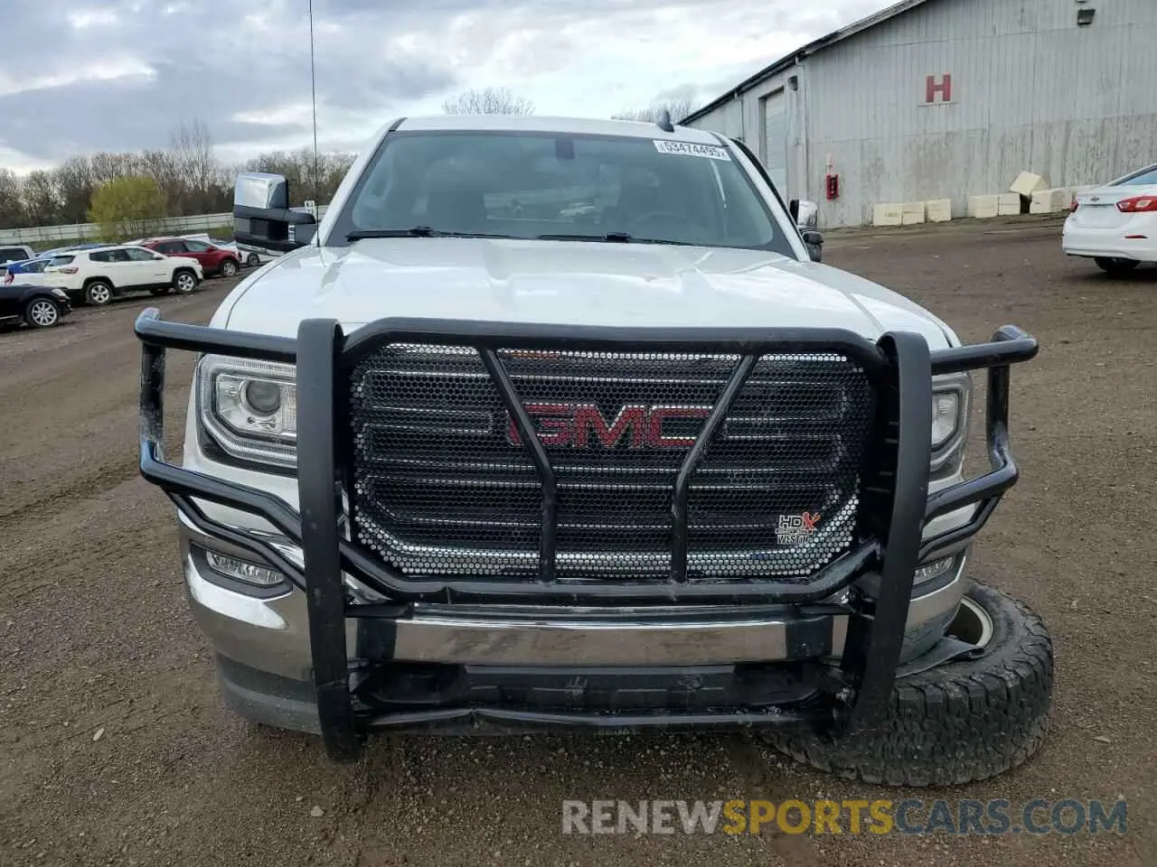 5 Photograph of a damaged car 2GTV2MEC0K1170652 GMC SIERRA 2019