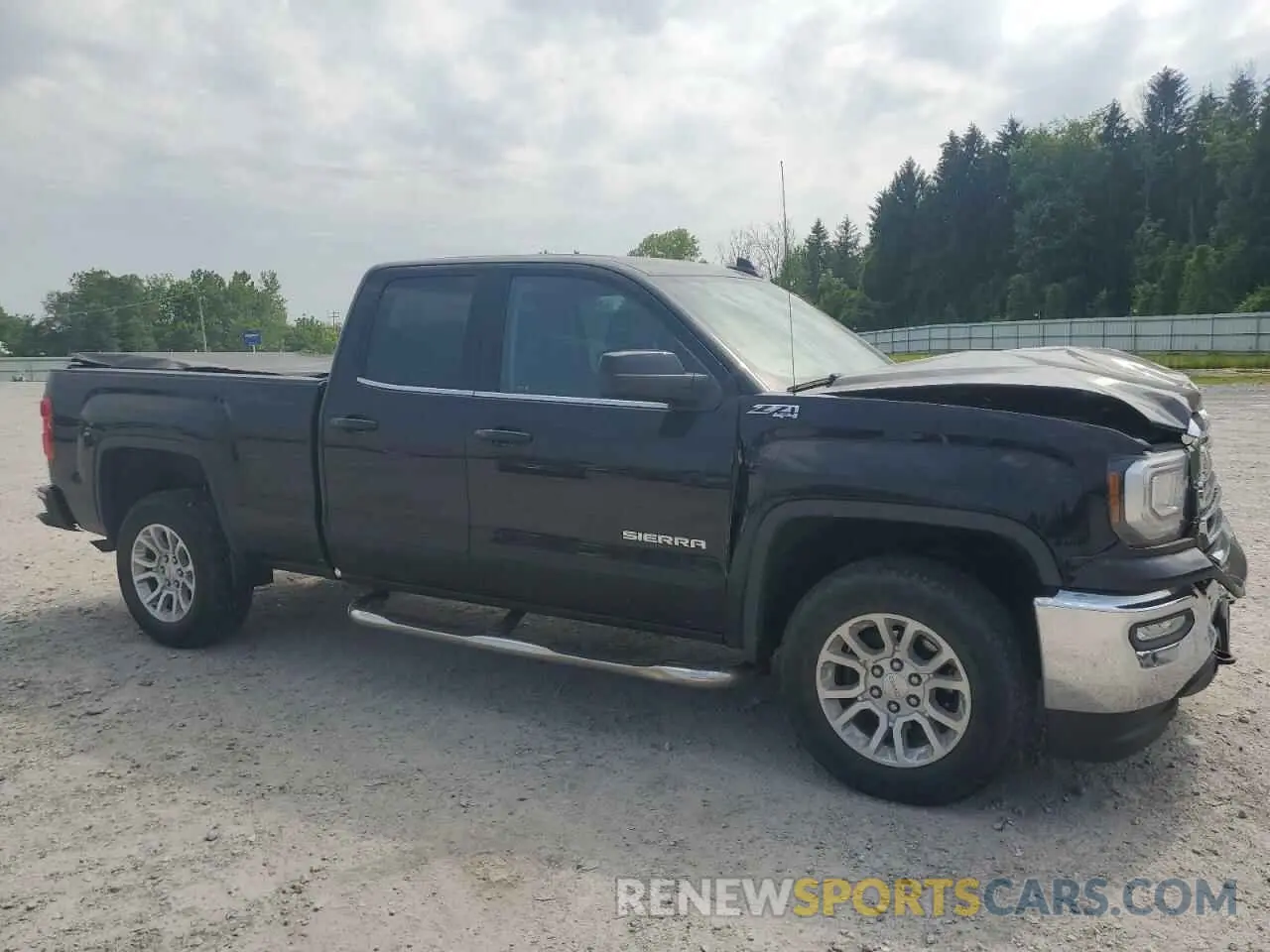 4 Photograph of a damaged car 2GTV2MEC4K1236071 GMC SIERRA 2019