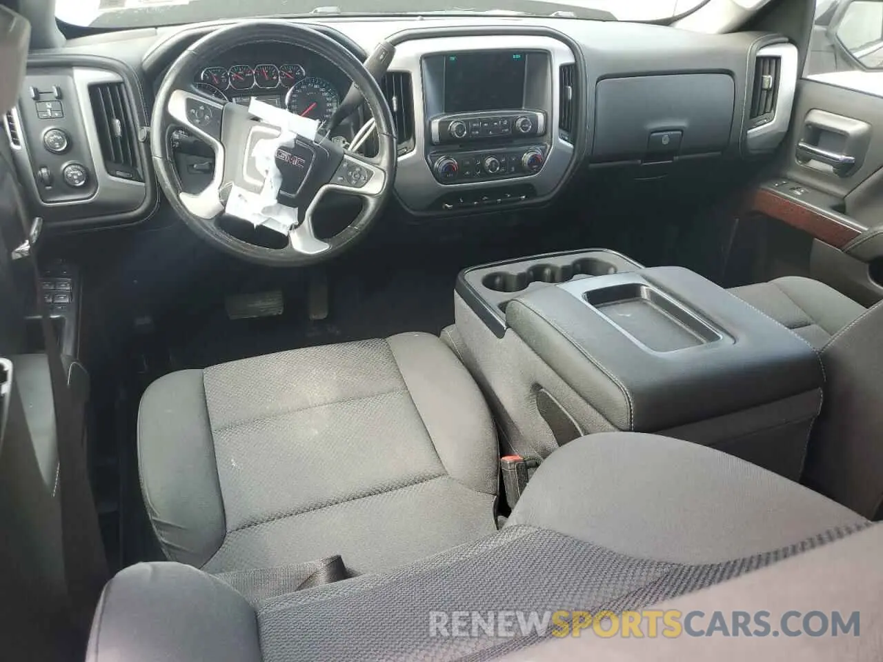 8 Photograph of a damaged car 2GTV2MEC4K1236071 GMC SIERRA 2019