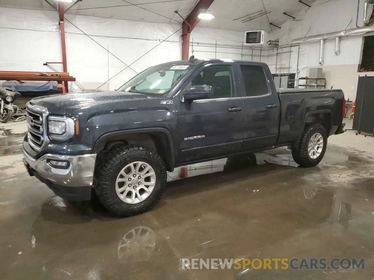 1 Photograph of a damaged car 2GTV2MEC6K1215450 GMC SIERRA 2019