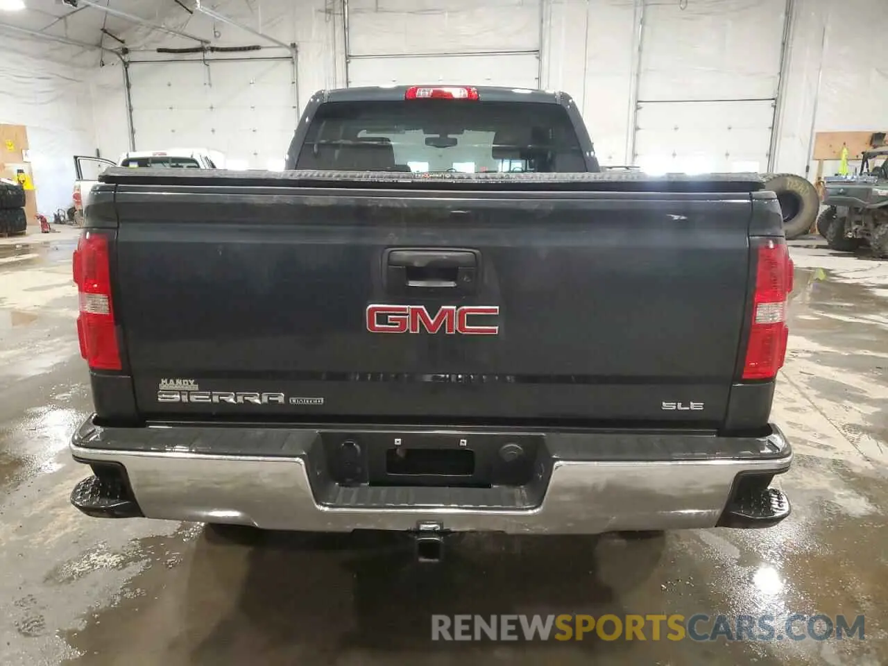 6 Photograph of a damaged car 2GTV2MEC6K1215450 GMC SIERRA 2019
