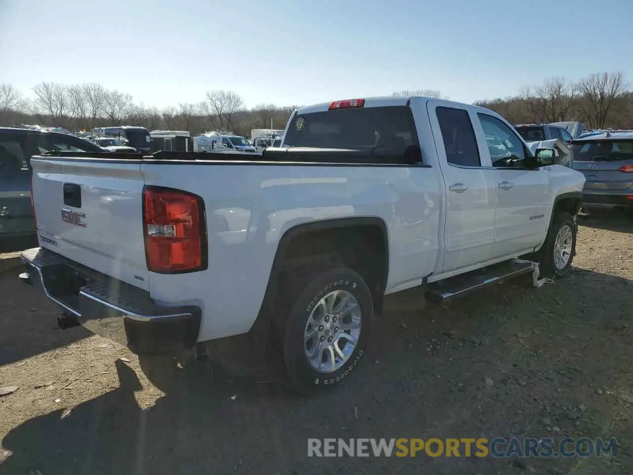 3 Photograph of a damaged car 2GTV2MEC9K1188826 GMC SIERRA 2019