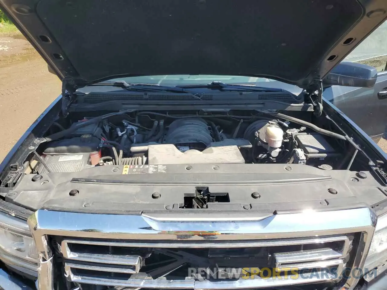 11 Photograph of a damaged car 2GTV2MECXK1192383 GMC SIERRA 2019