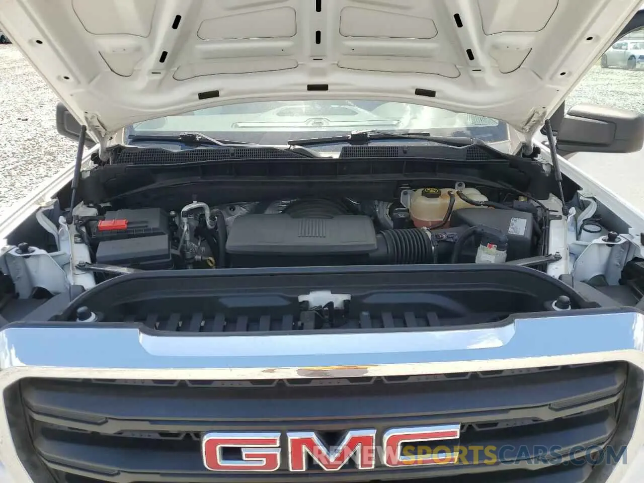 12 Photograph of a damaged car 3GTP8AEF0KG169945 GMC SIERRA 2019