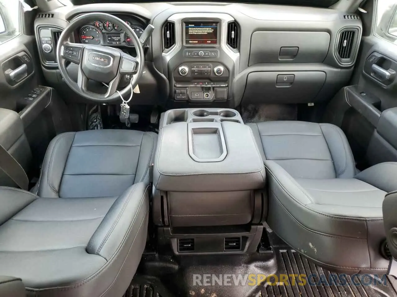 8 Photograph of a damaged car 3GTP8AEF0KG169945 GMC SIERRA 2019