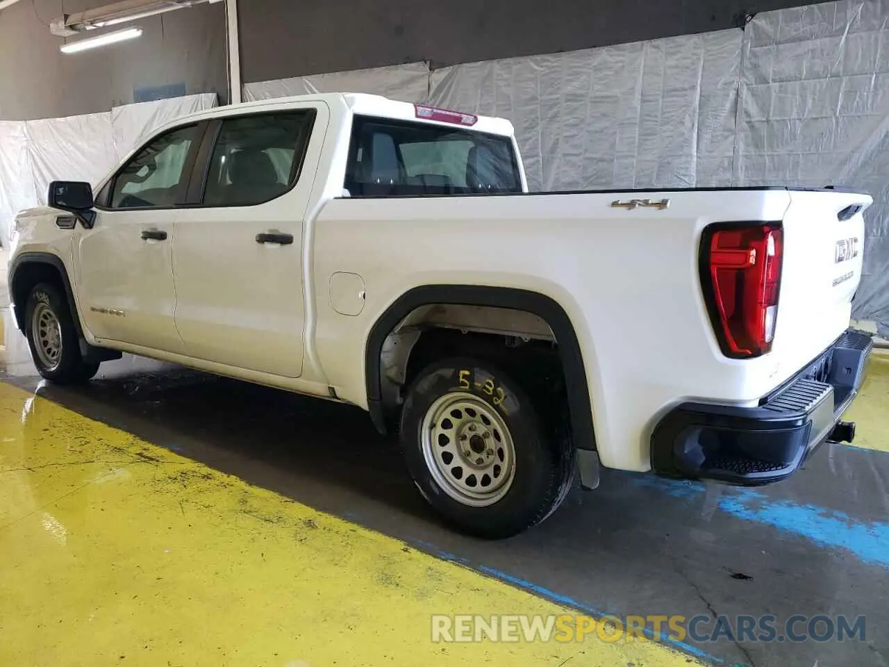 2 Photograph of a damaged car 3GTP9AEH1KG132062 GMC SIERRA 2019