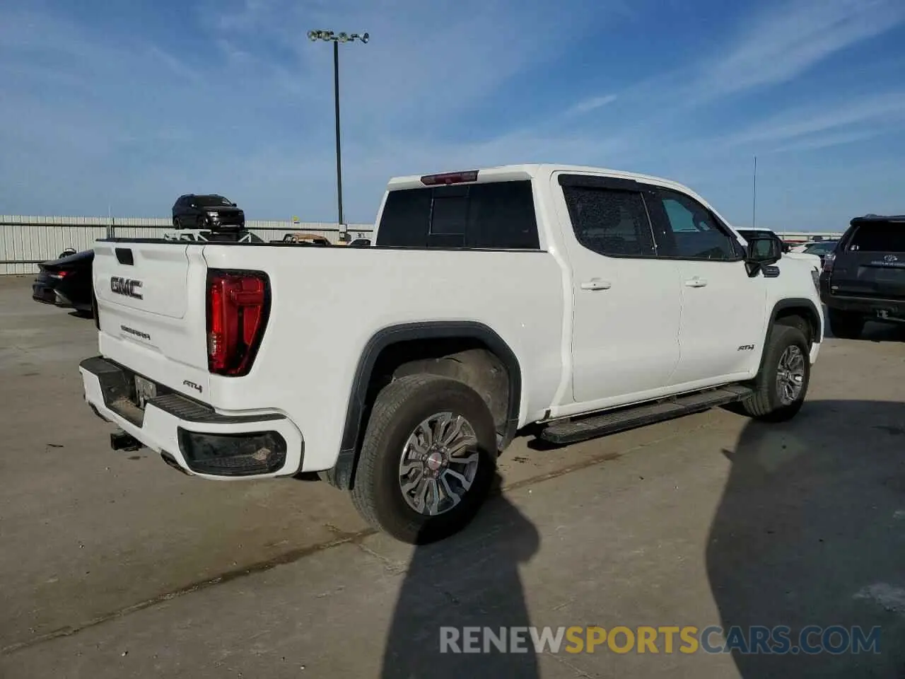 3 Photograph of a damaged car 3GTP9EEL8KG254039 GMC SIERRA 2019