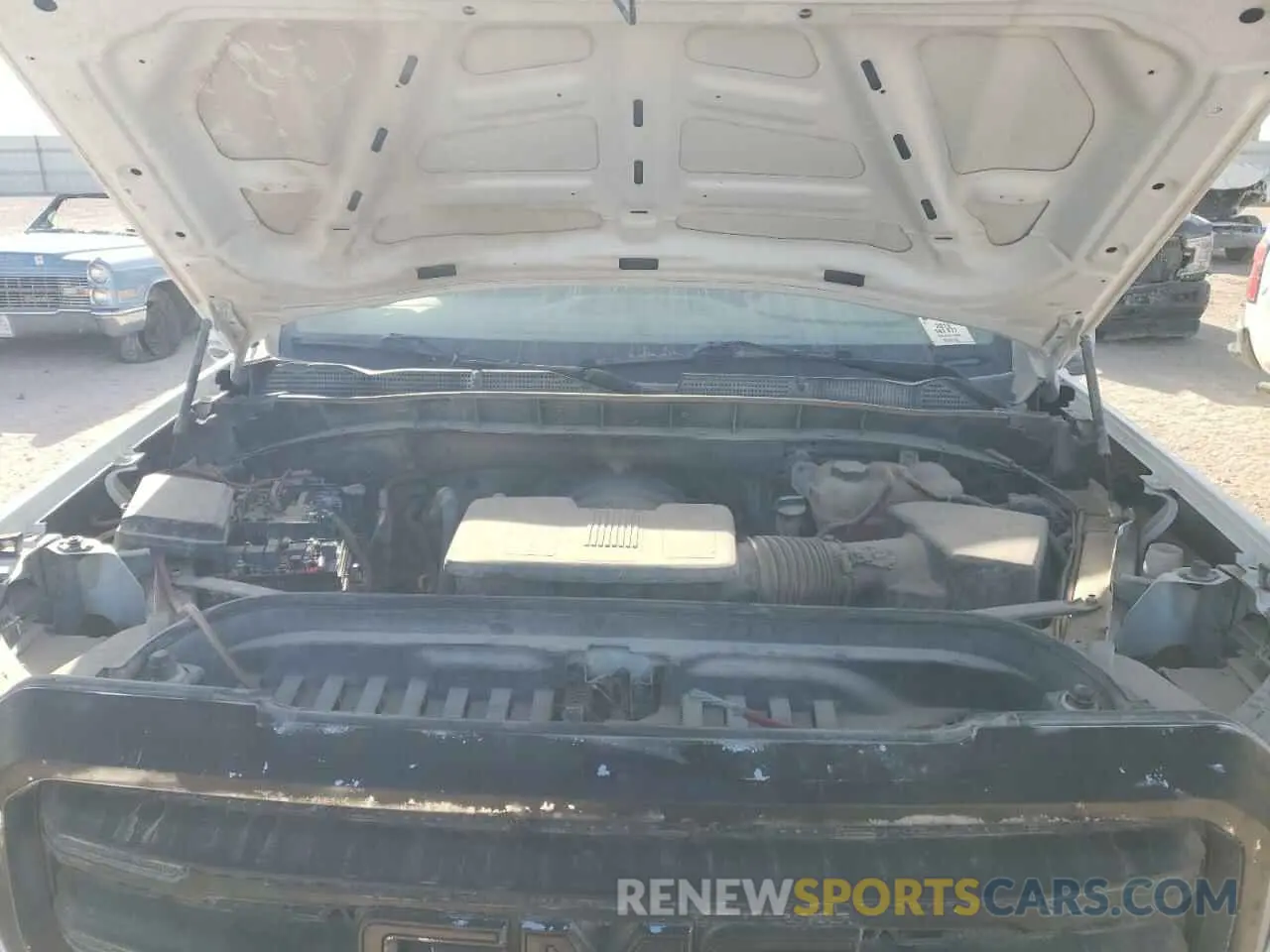 11 Photograph of a damaged car 3GTU9AEF1KG210874 GMC SIERRA 2019