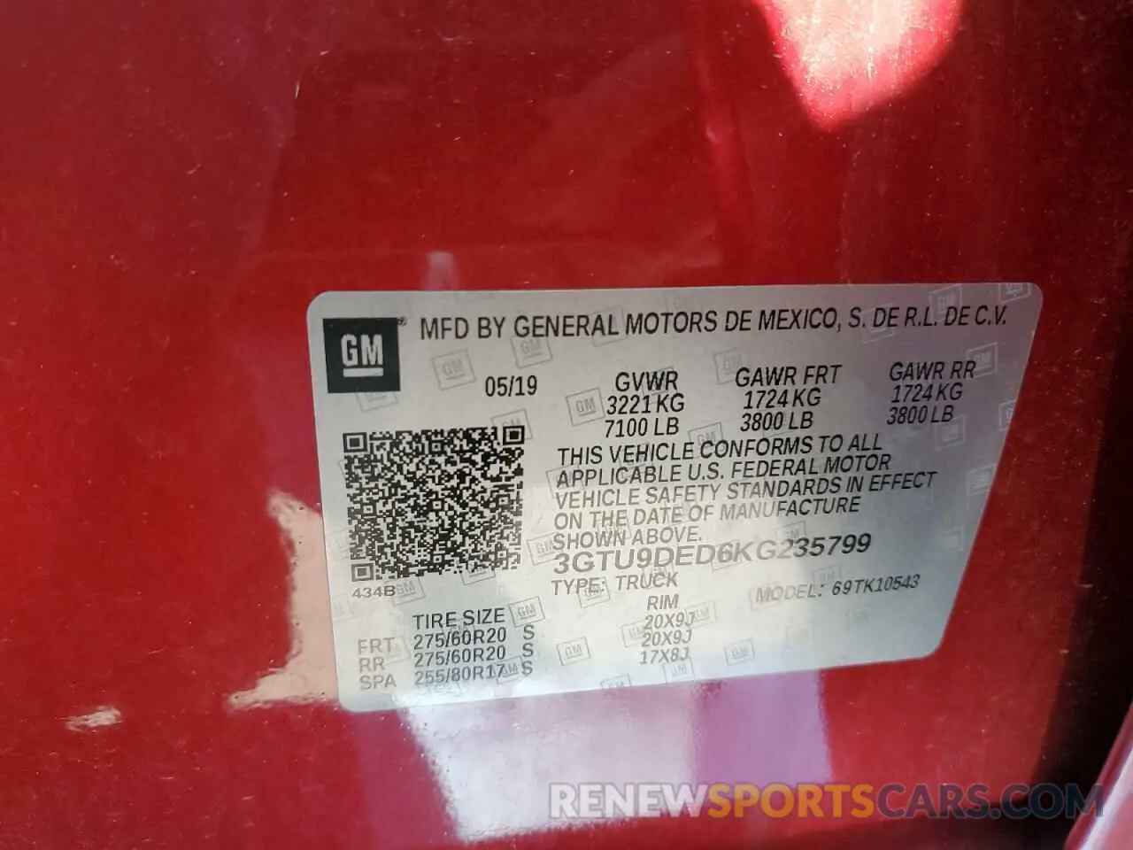 13 Photograph of a damaged car 3GTU9DED6KG235799 GMC SIERRA 2019
