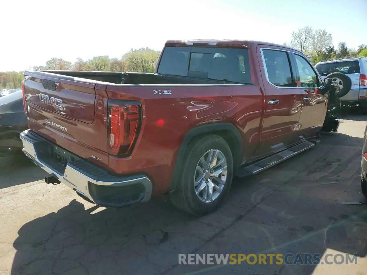 3 Photograph of a damaged car 3GTU9DED6KG235799 GMC SIERRA 2019