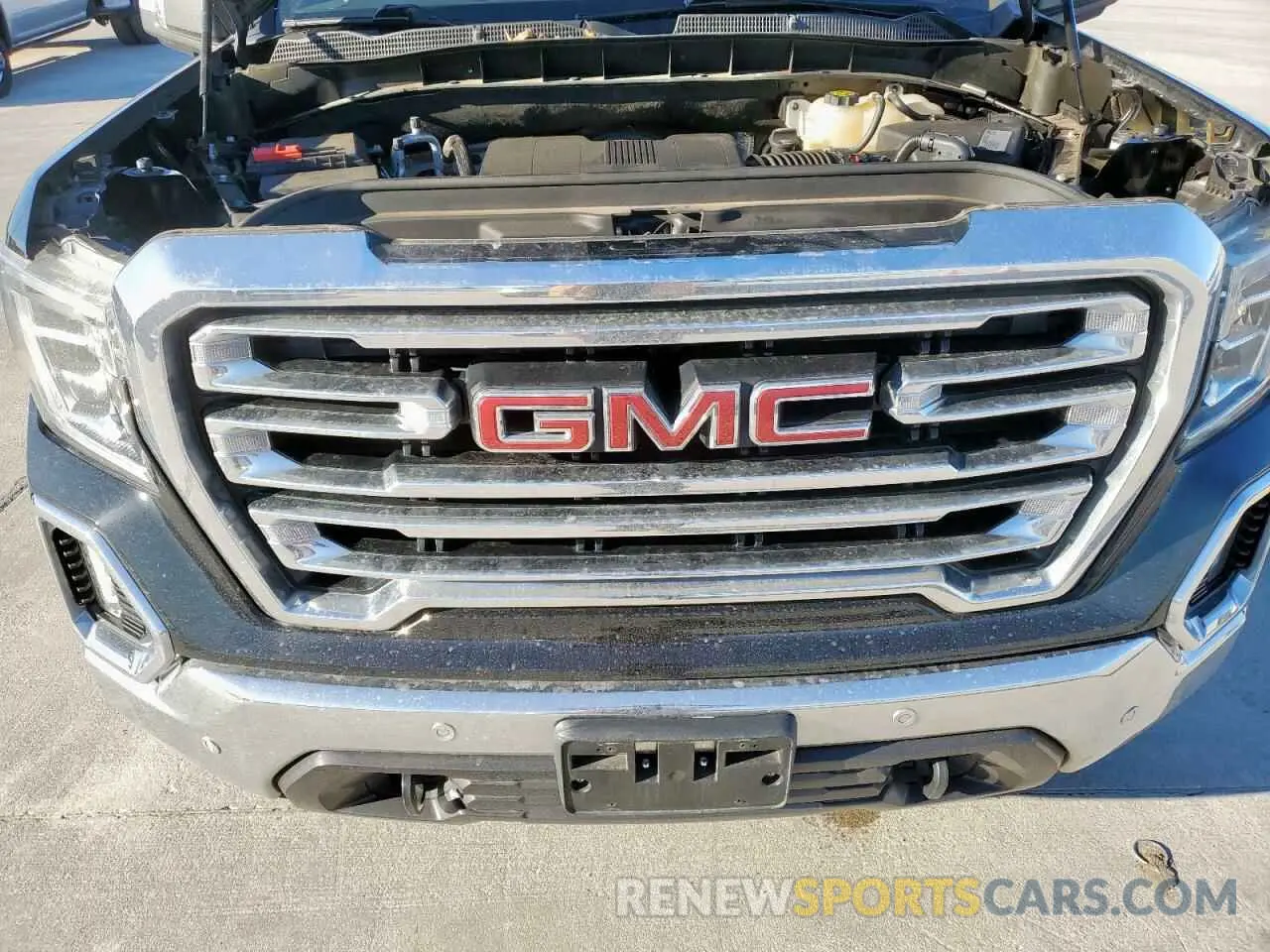 11 Photograph of a damaged car 3GTU9DED8KG106236 GMC SIERRA 2019