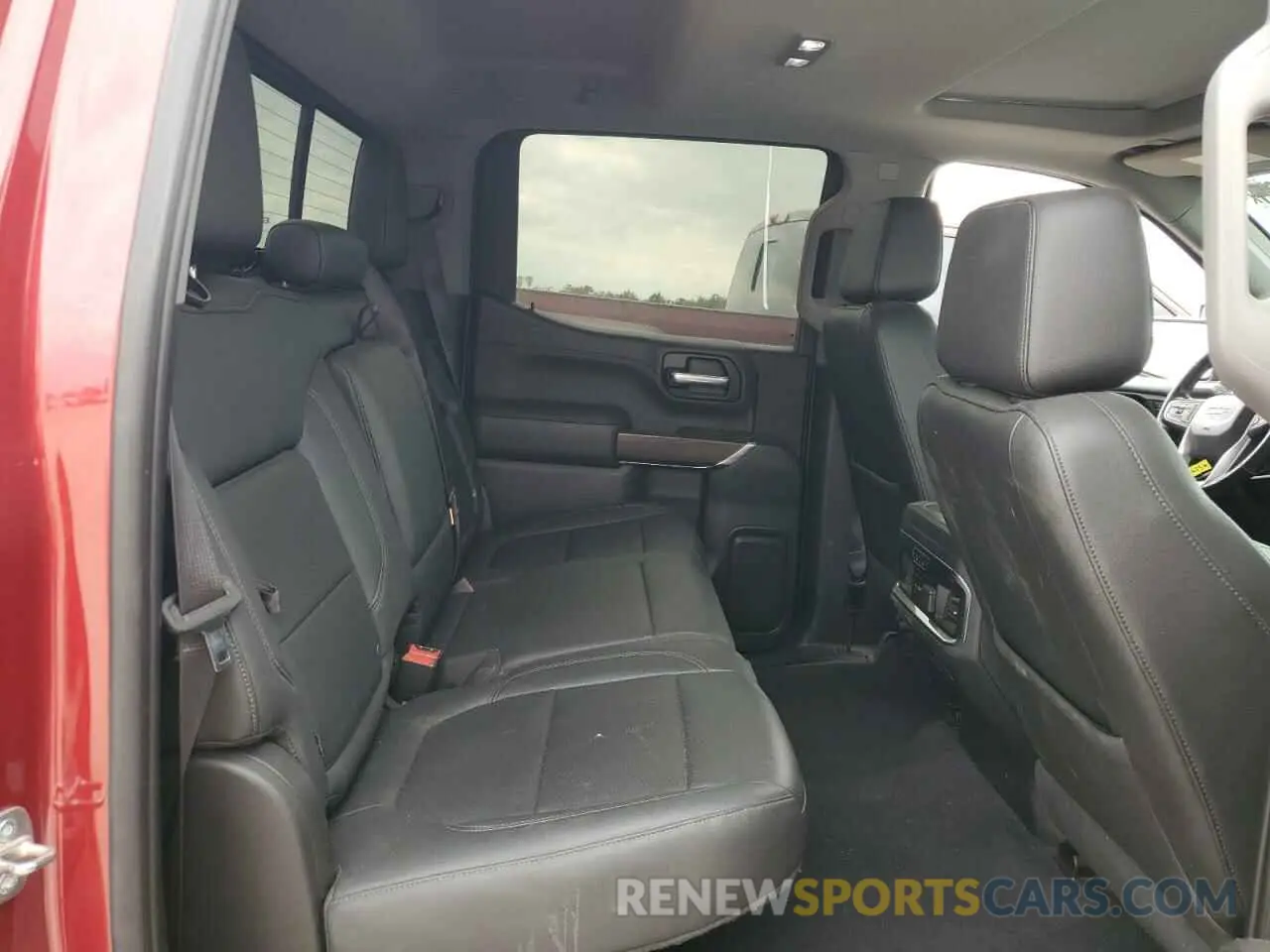 10 Photograph of a damaged car 3GTU9DEDXKG269731 GMC SIERRA 2019