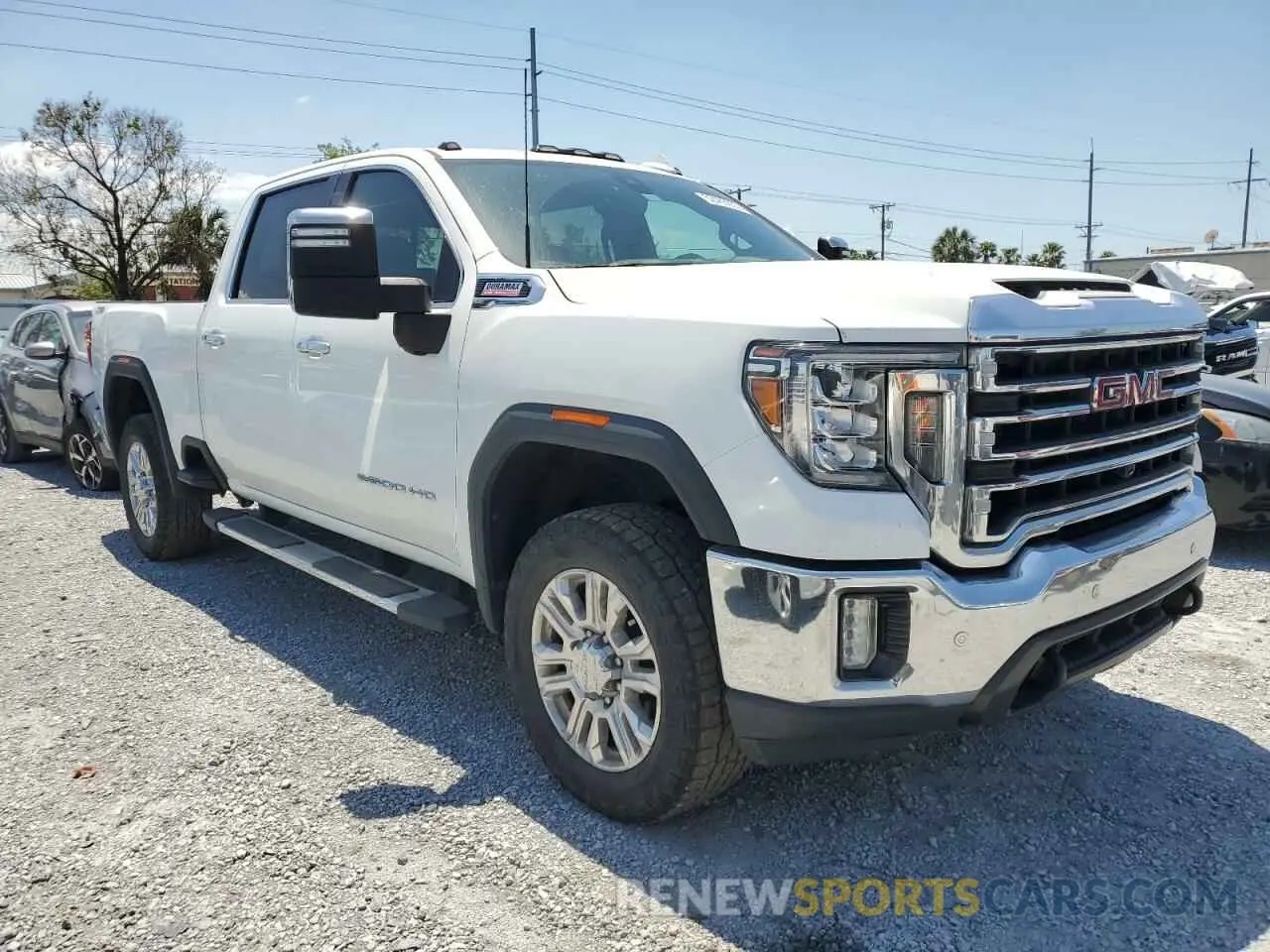 4 Photograph of a damaged car 1GT49NEY4LF105693 GMC SIERRA 2020