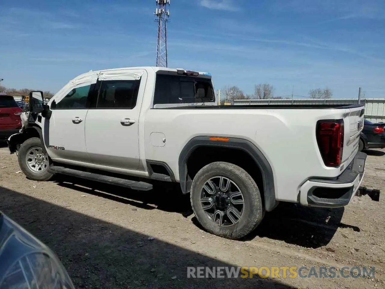 2 Фотография поврежденного автомобиля 1GT49PEY4LF270896 GMC SIERRA 2020