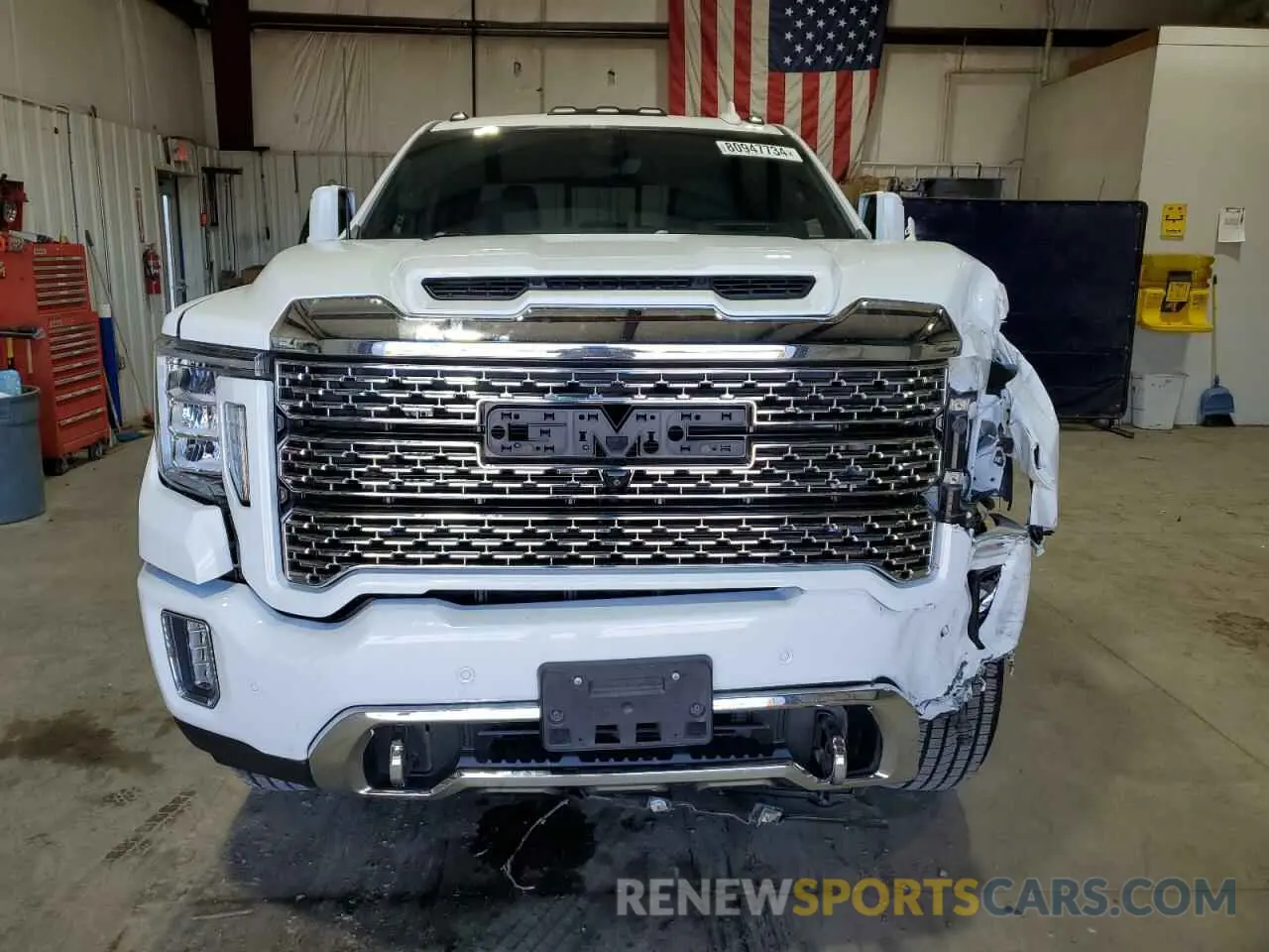 5 Photograph of a damaged car 1GT49REY3LF107118 GMC SIERRA 2020