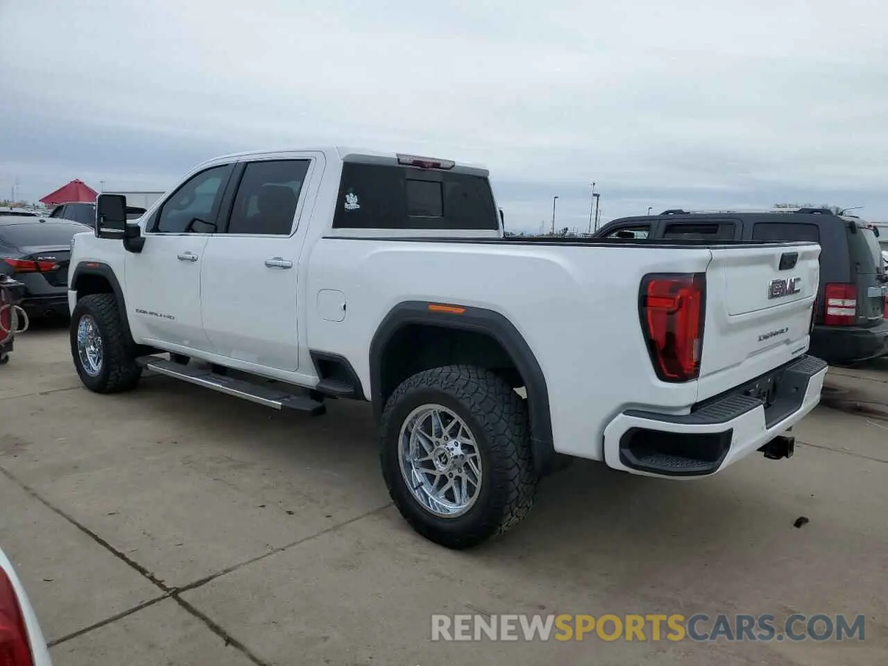 2 Photograph of a damaged car 1GT49REYXLF232133 GMC SIERRA 2020