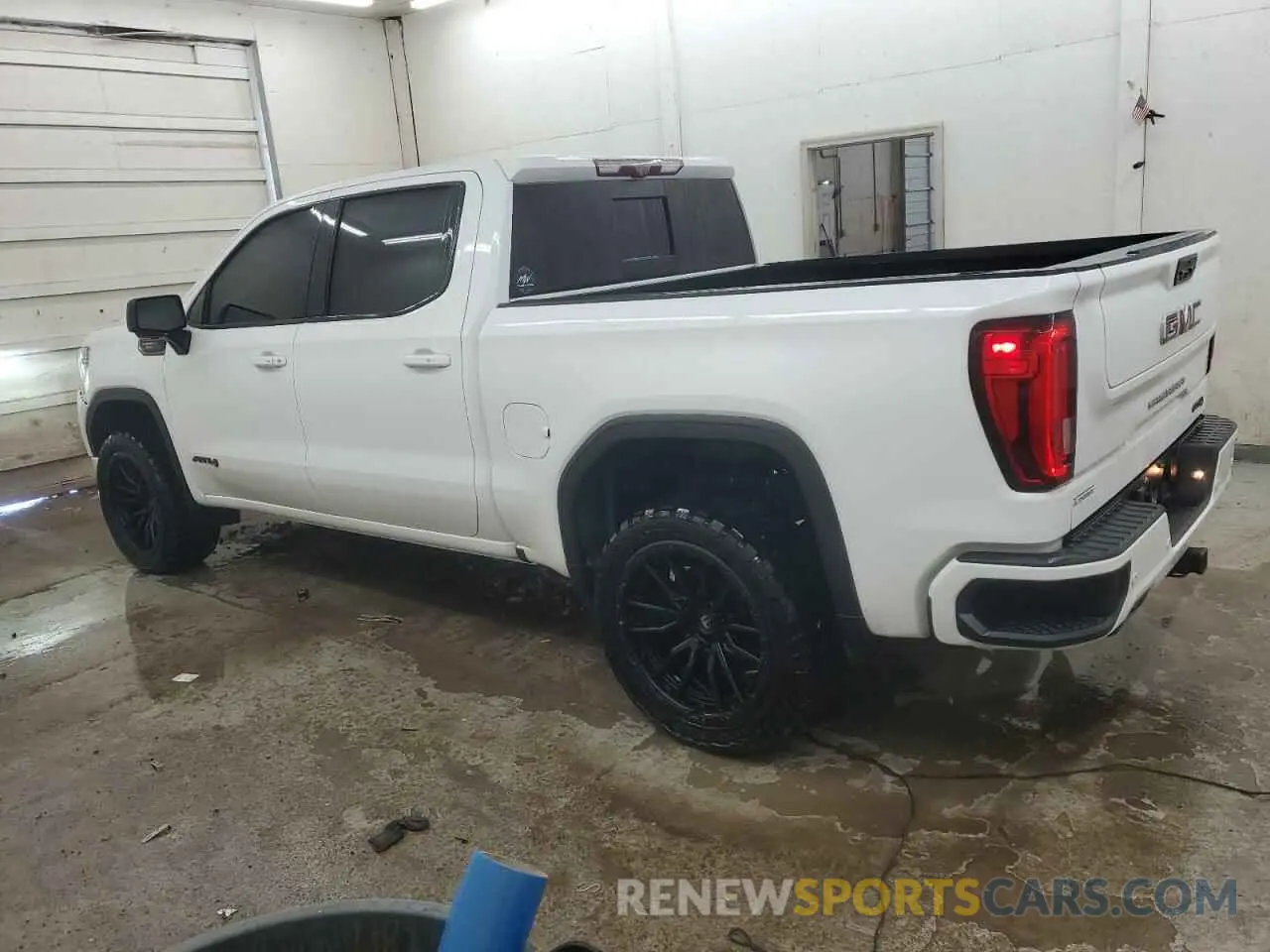 2 Photograph of a damaged car 1GTP9EEL0LZ174834 GMC SIERRA 2020