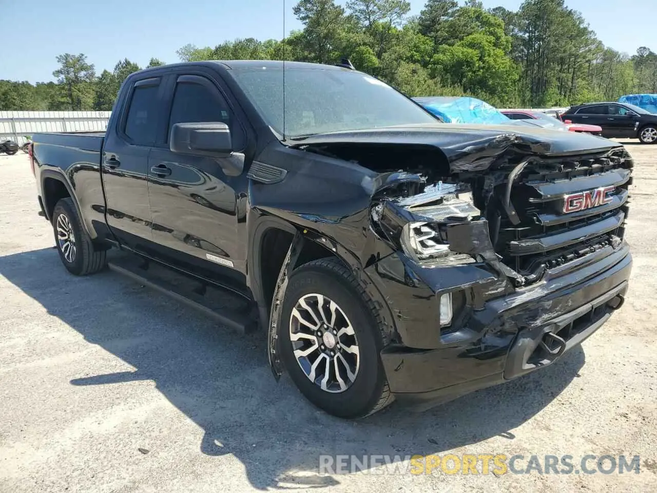 4 Photograph of a damaged car 1GTR8CEK8LZ147694 GMC SIERRA 2020