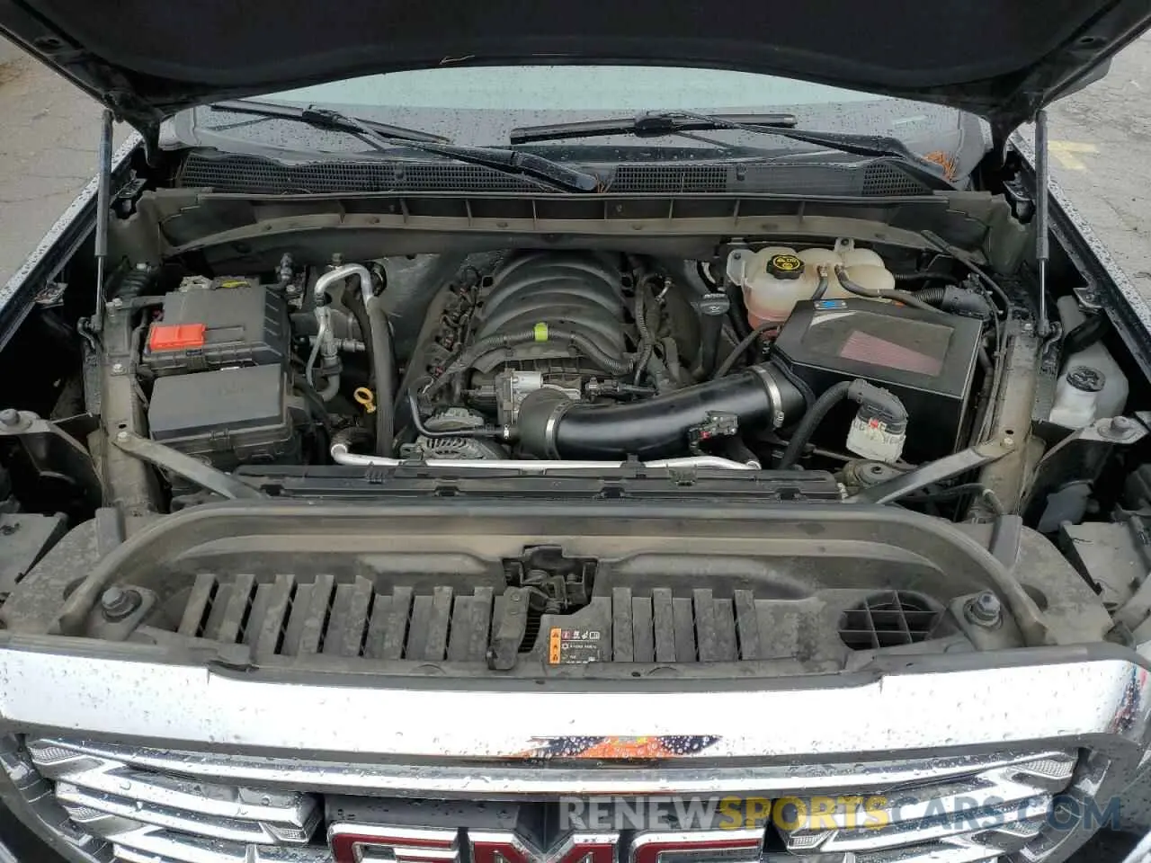 11 Photograph of a damaged car 1GTU9DED8LZ207438 GMC SIERRA 2020