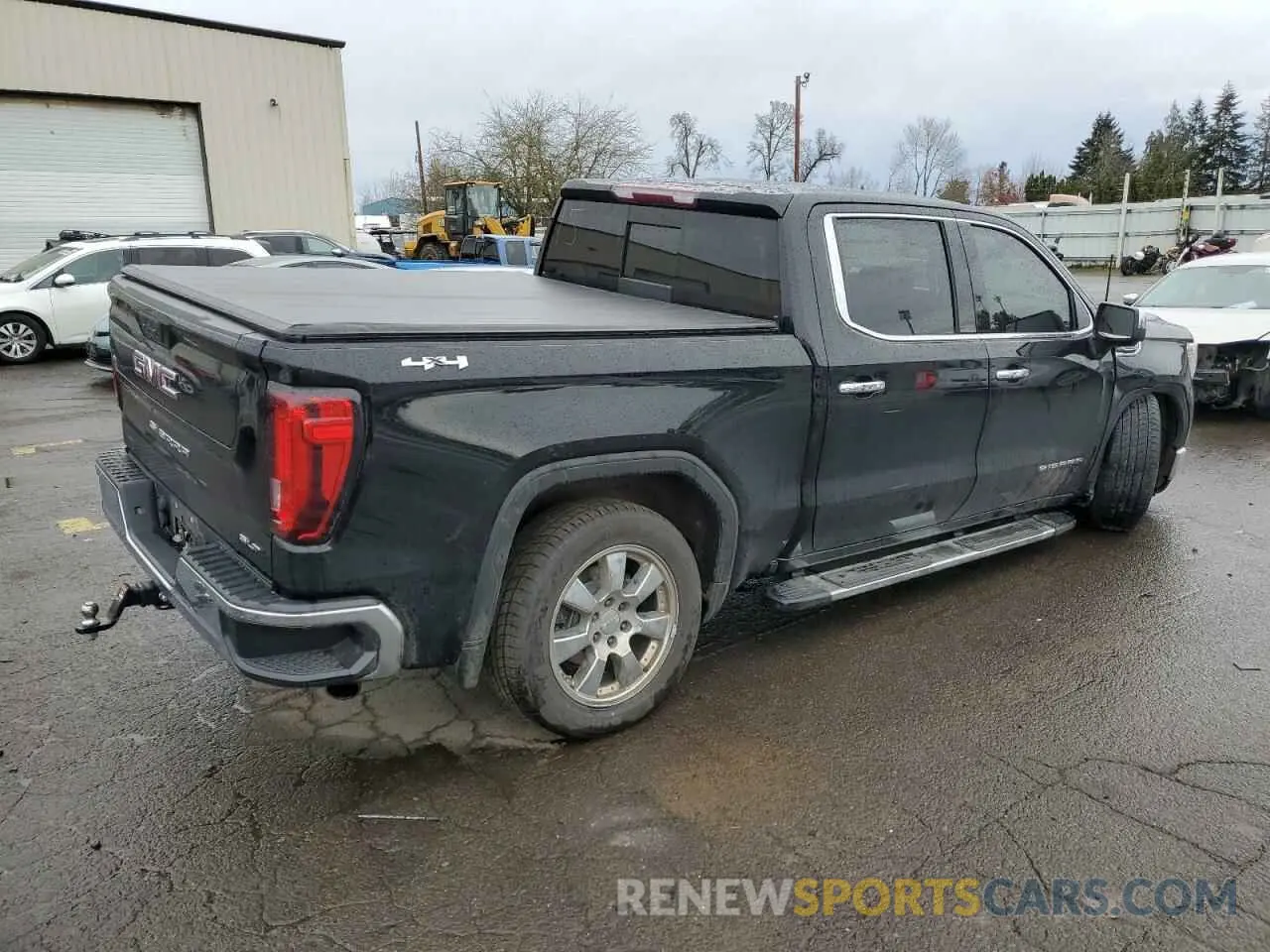 3 Photograph of a damaged car 1GTU9DED8LZ207438 GMC SIERRA 2020
