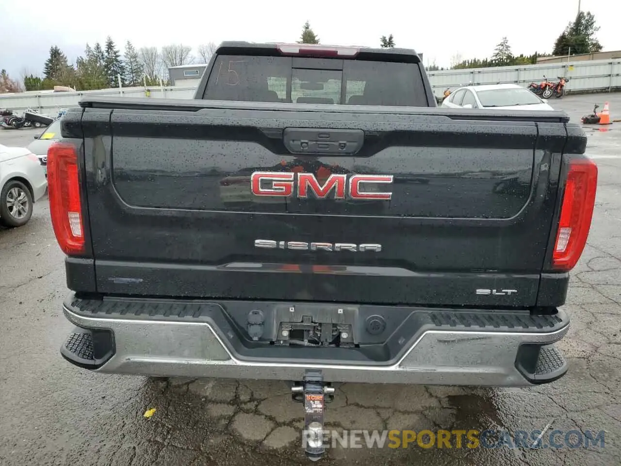 6 Photograph of a damaged car 1GTU9DED8LZ207438 GMC SIERRA 2020