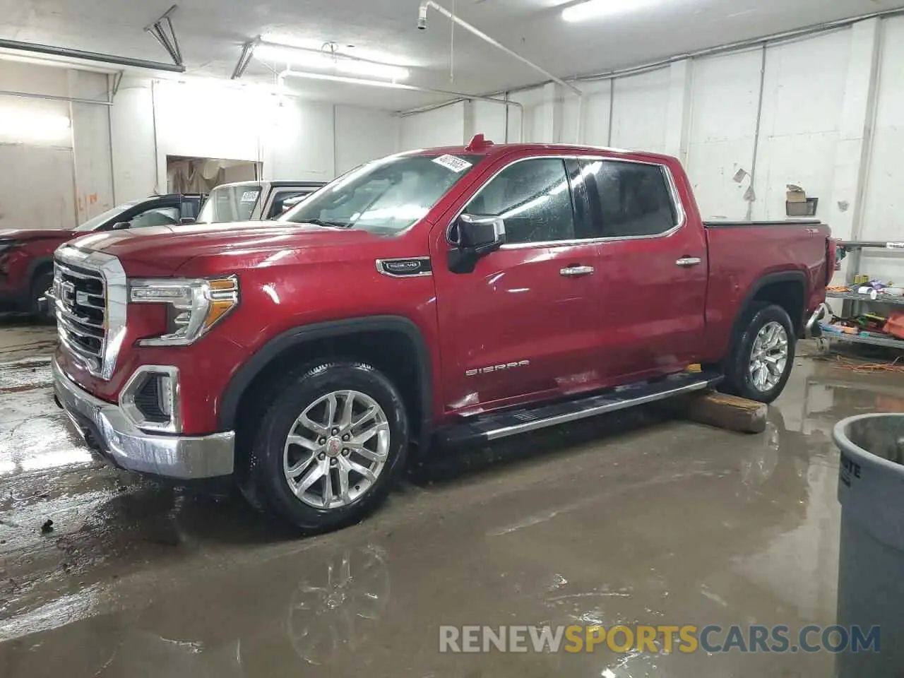 1 Photograph of a damaged car 1GTU9DED9LZ329158 GMC SIERRA 2020