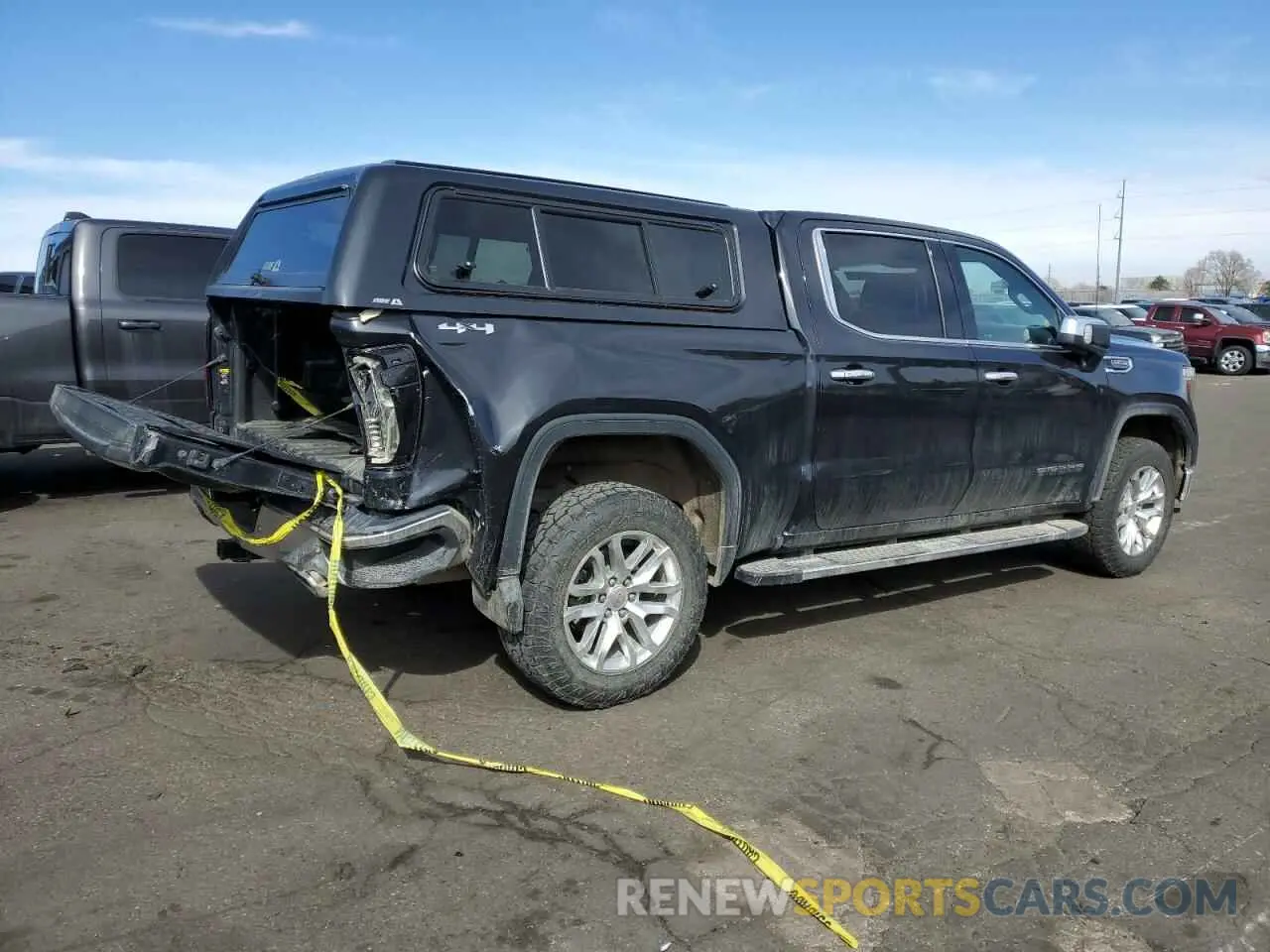 3 Фотография поврежденного автомобиля 1GTU9DEL7LZ286740 GMC SIERRA 2020