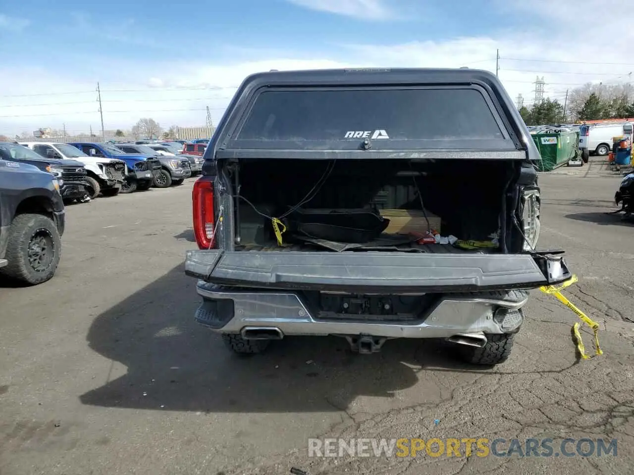6 Фотография поврежденного автомобиля 1GTU9DEL7LZ286740 GMC SIERRA 2020