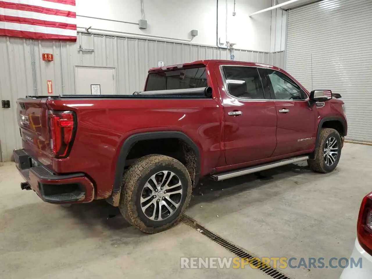 3 Photograph of a damaged car 1GTU9FEL4LZ173615 GMC SIERRA 2020