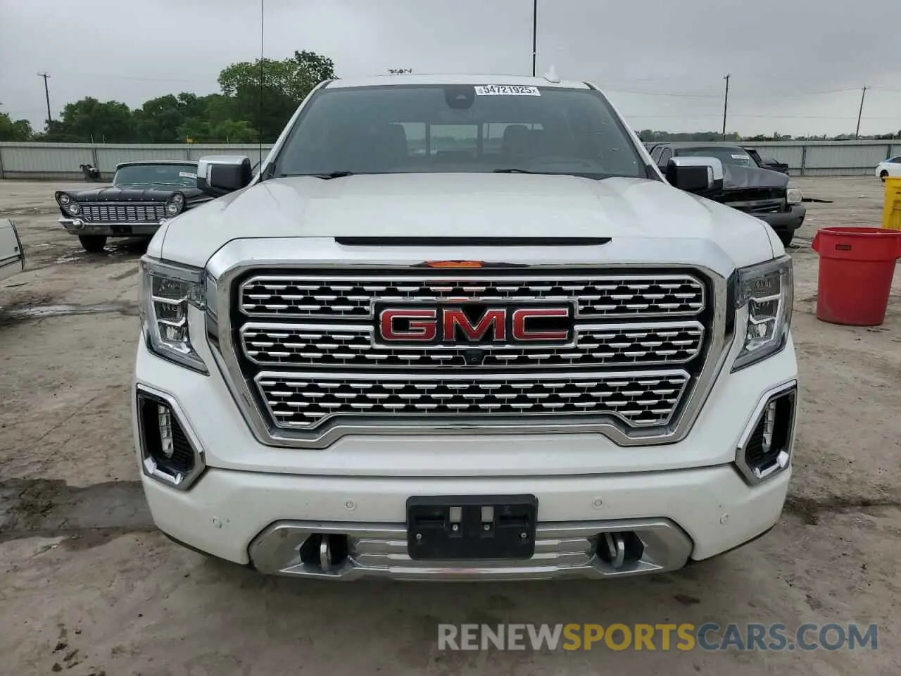5 Photograph of a damaged car 1GTU9FELXLZ252559 GMC SIERRA 2020