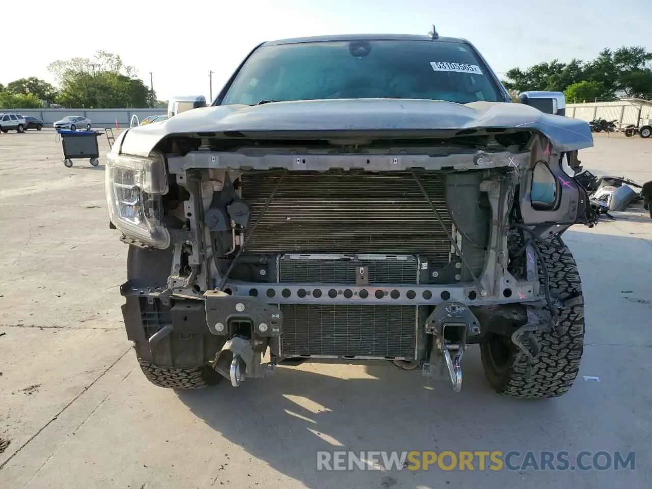 5 Photograph of a damaged car 1GTU9FET6LZ290807 GMC SIERRA 2020