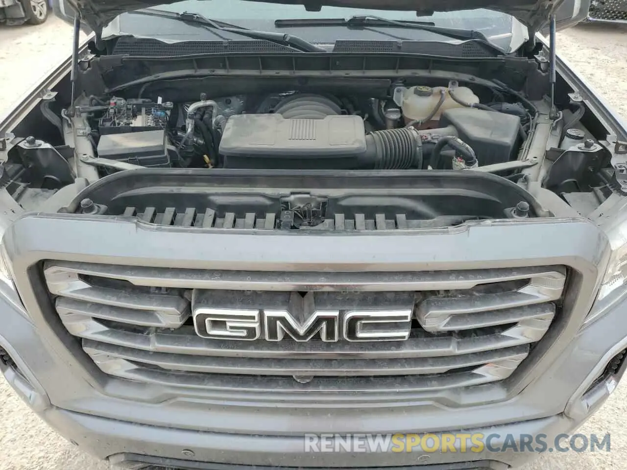 11 Photograph of a damaged car 3GTP9EED6LG318850 GMC SIERRA 2020
