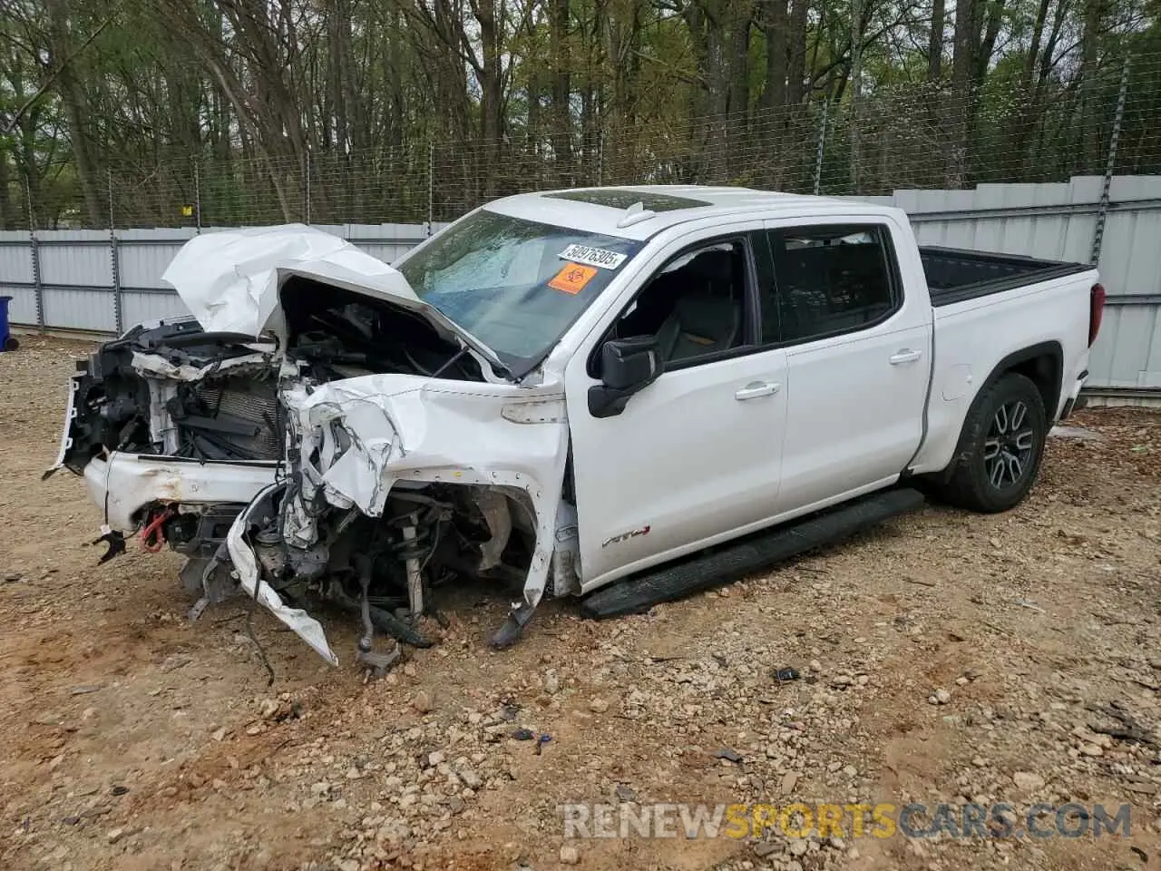 1 Photograph of a damaged car 3GTP9EEL8LG426930 GMC SIERRA 2020