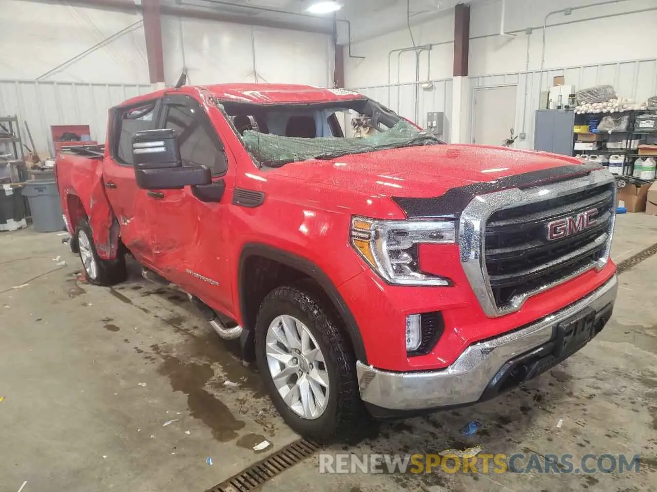 4 Photograph of a damaged car 3GTU9AEF8LG216205 GMC SIERRA 2020