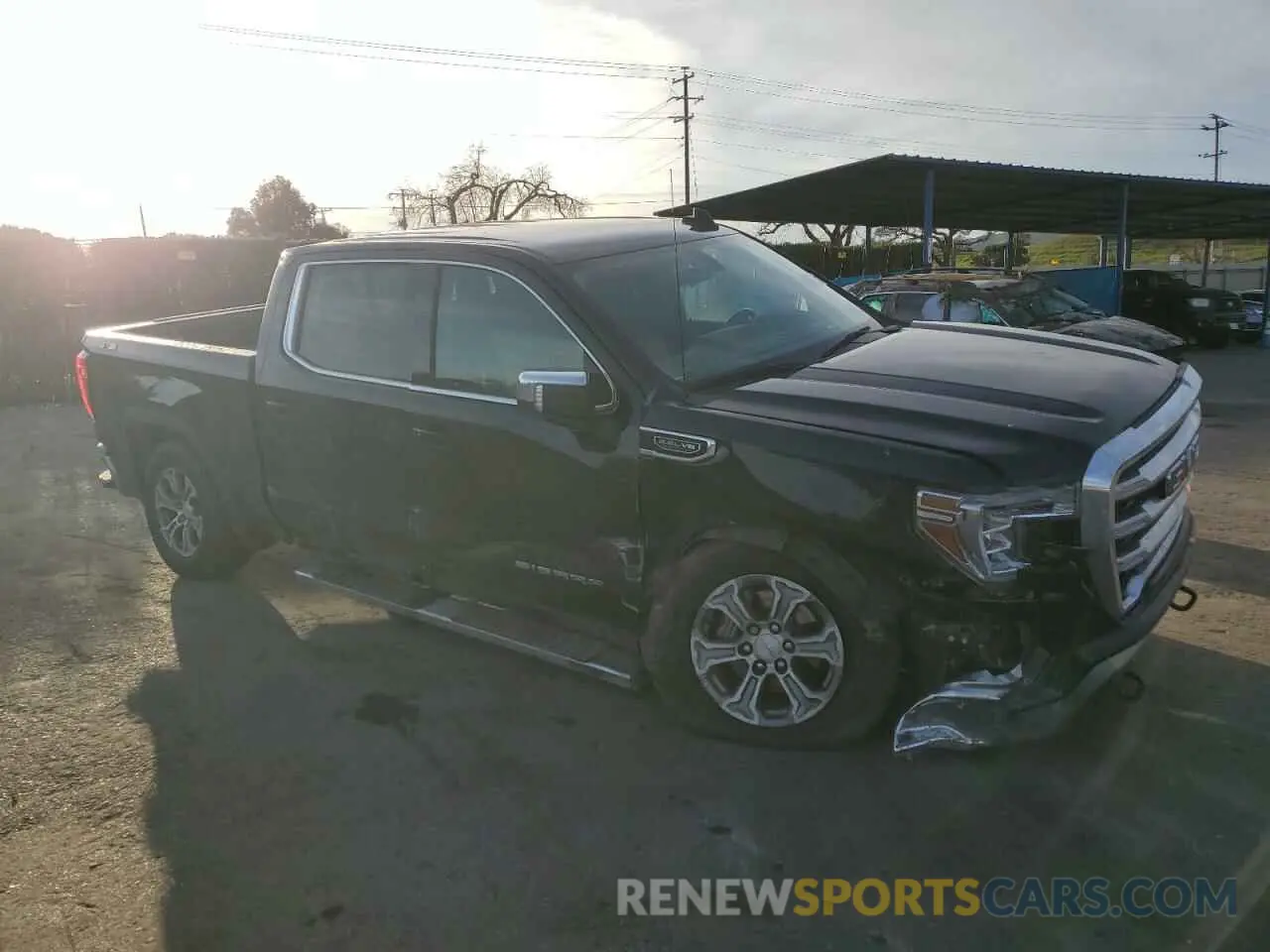 4 Photograph of a damaged car 3GTU9BED9LG304930 GMC SIERRA 2020