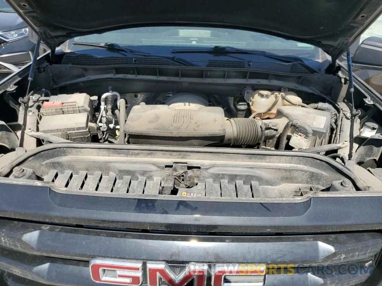 11 Фотография поврежденного автомобиля 3GTU9CED5LG135527 GMC SIERRA 2020