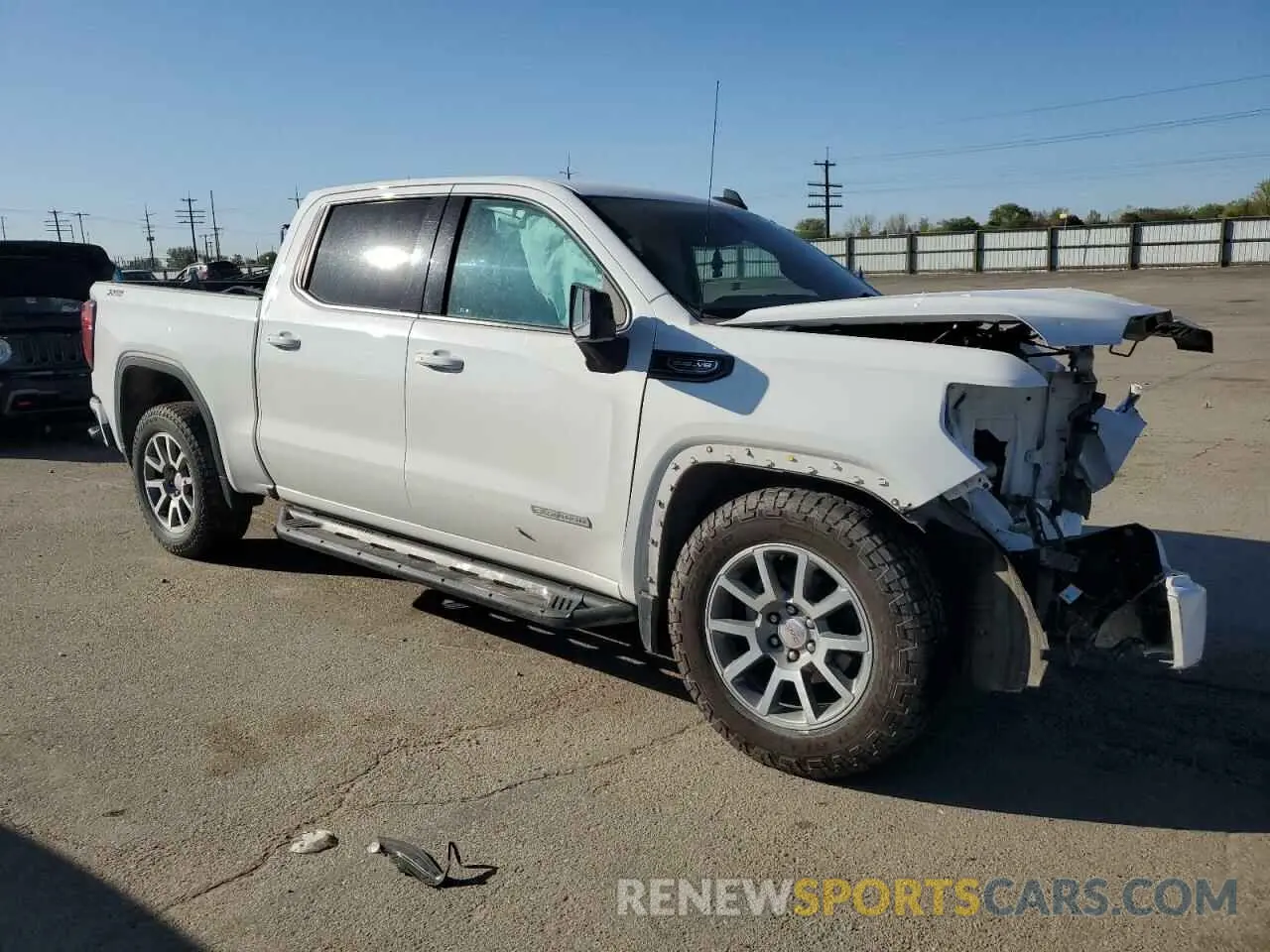 4 Фотография поврежденного автомобиля 3GTU9CED7LG167637 GMC SIERRA 2020