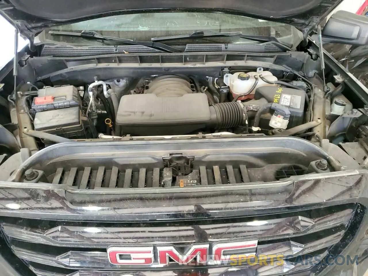 11 Photograph of a damaged car 3GTU9CED7LG451768 GMC SIERRA 2020