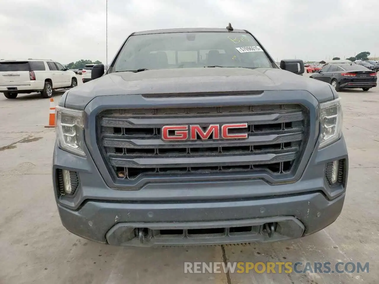 5 Photograph of a damaged car 3GTU9CET2LG300456 GMC SIERRA 2020