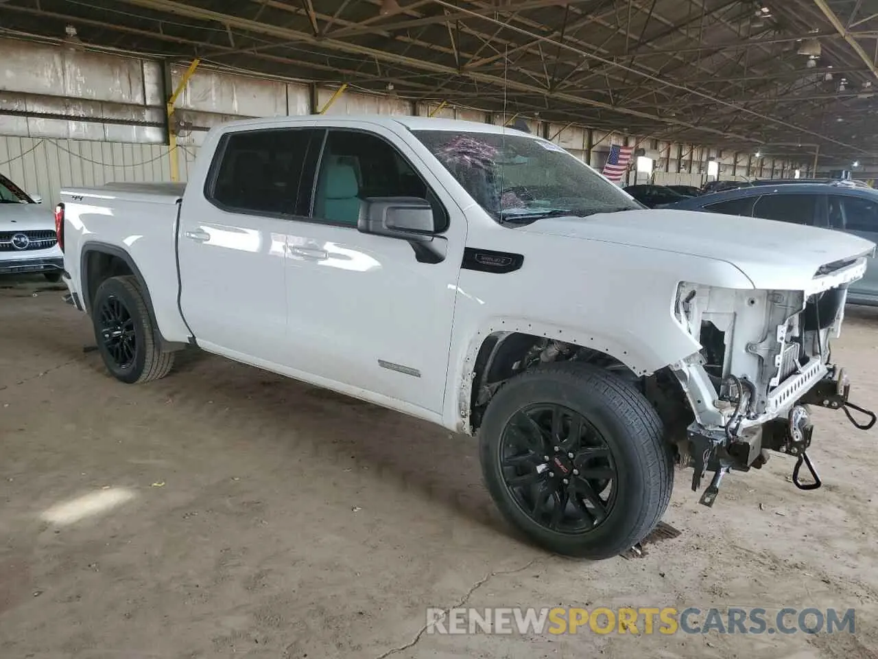 4 Photograph of a damaged car 3GTU9CET8LG405521 GMC SIERRA 2020