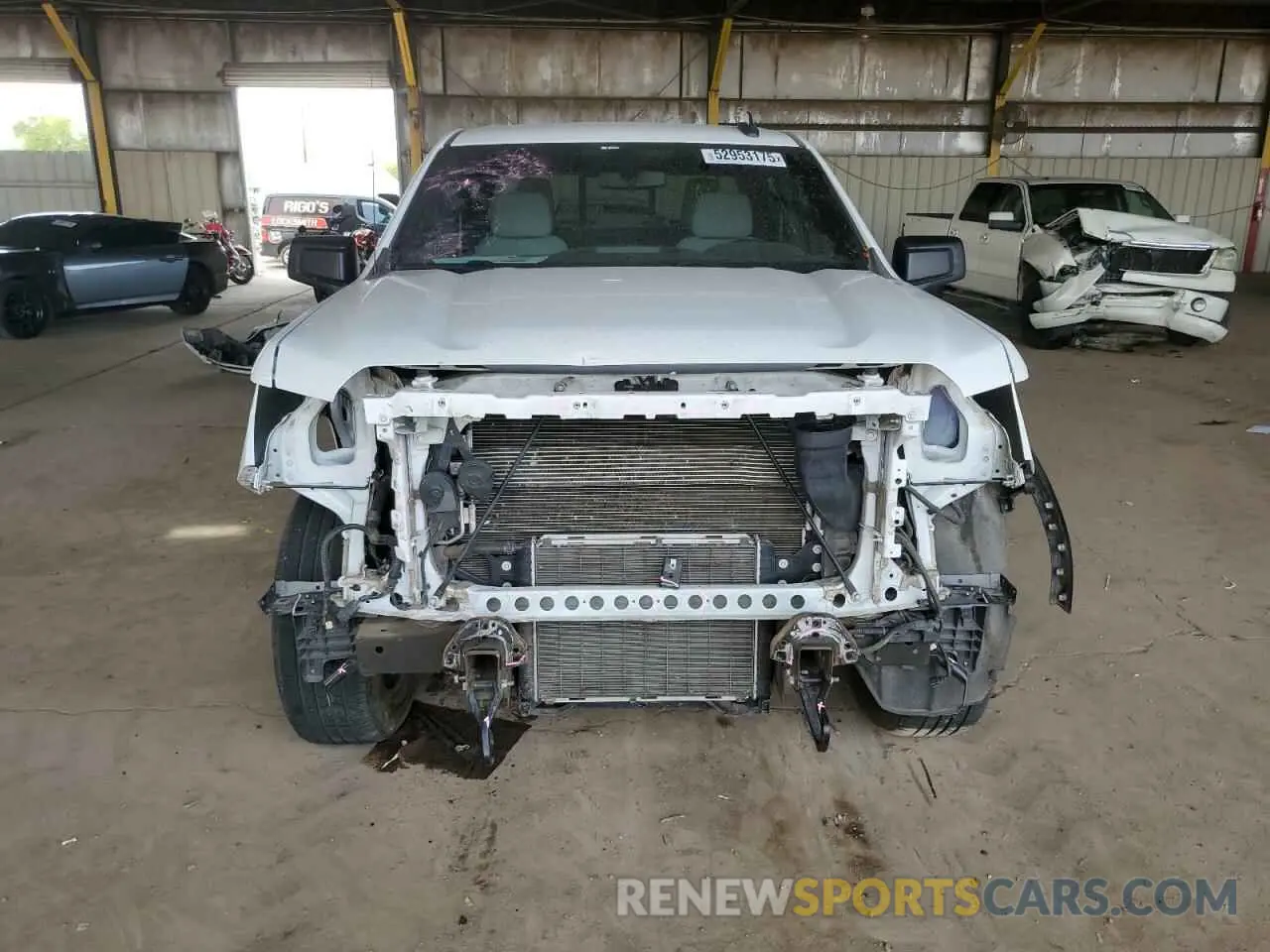 5 Photograph of a damaged car 3GTU9CET8LG405521 GMC SIERRA 2020