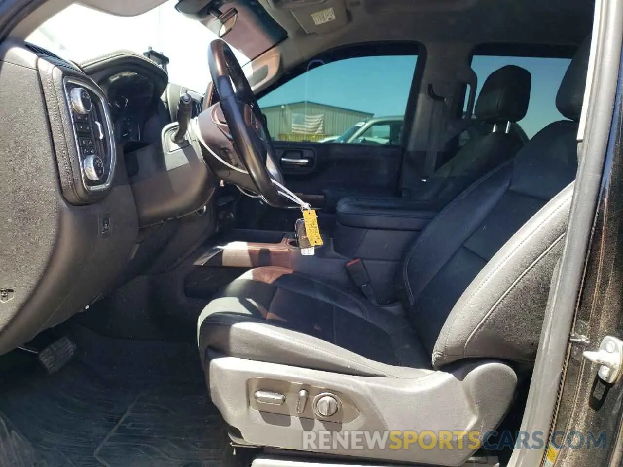 7 Photograph of a damaged car 3GTU9DED4LG100807 GMC SIERRA 2020