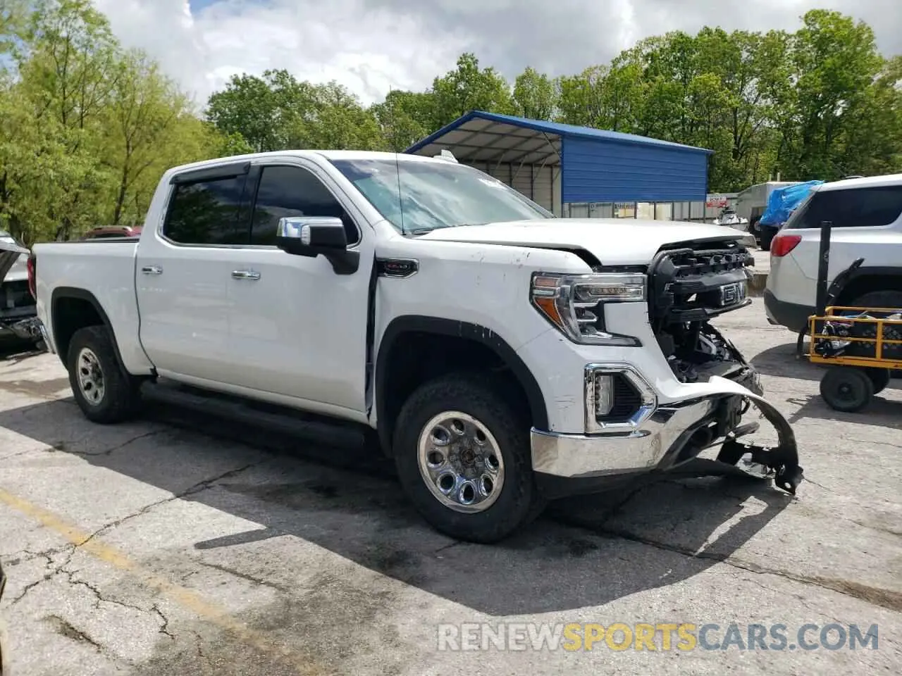4 Photograph of a damaged car 3GTU9DEL3LG120070 GMC SIERRA 2020
