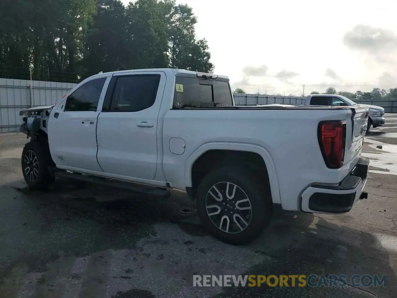 2 Photograph of a damaged car 3GTU9EET2LG240612 GMC SIERRA 2020