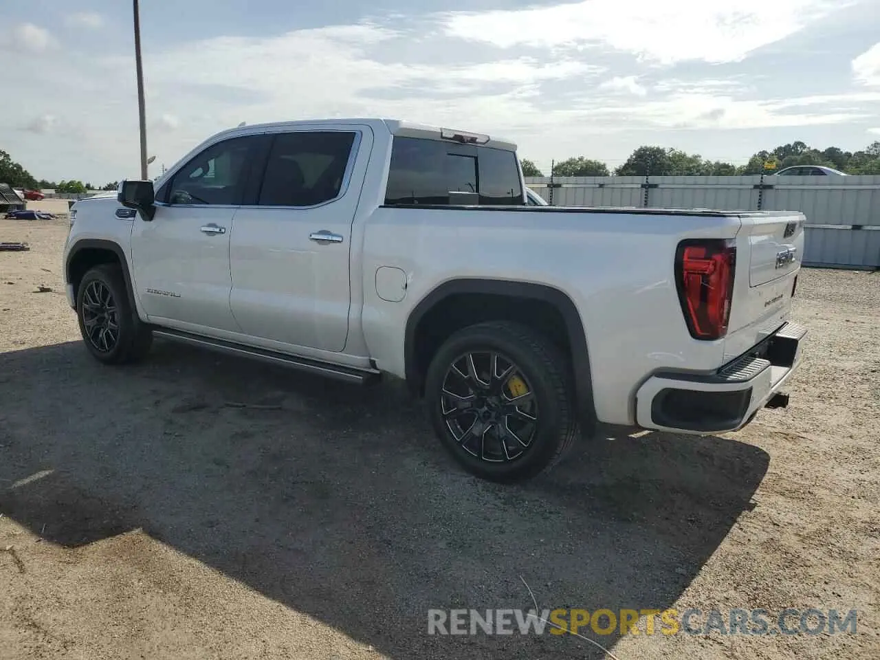 2 Photograph of a damaged car 3GTU9FEL3LG363065 GMC SIERRA 2020